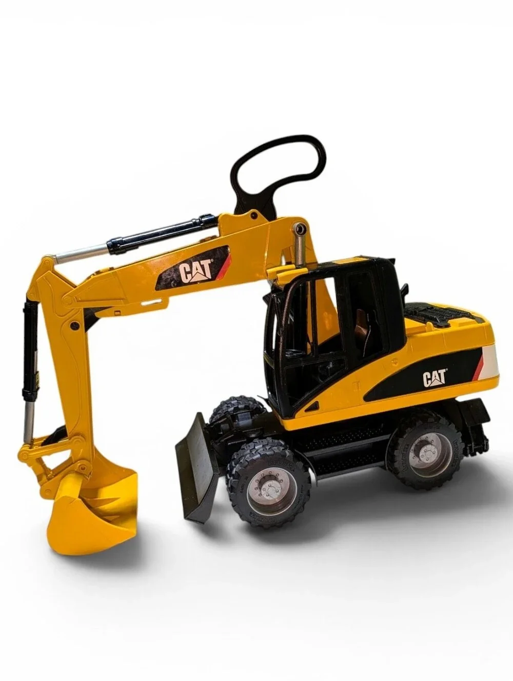 Bruder 02446 Cat® Wheeled Excavator